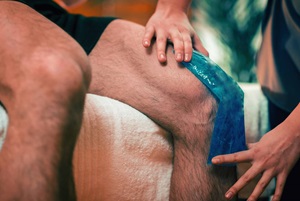 Knee and sports injuries conditions